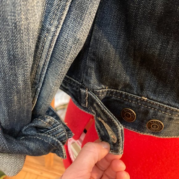 Distressed Jean Jacket - Picture 5 of 9